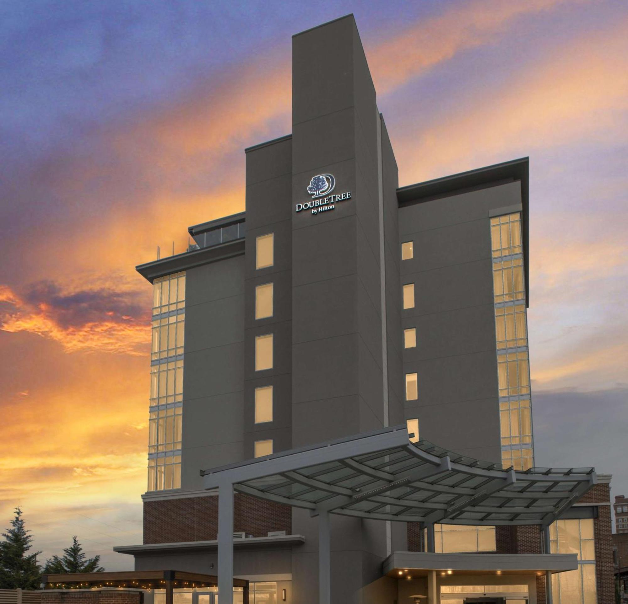 Doubletree By Hilton Asheville Downtown Exterior photo